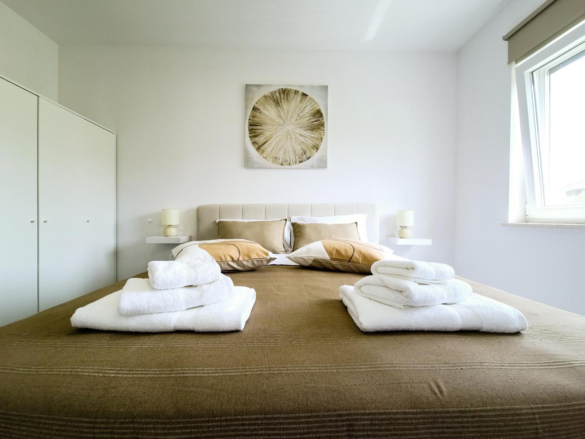 פולה Apartments Laura & Nino מראה חיצוני תמונה